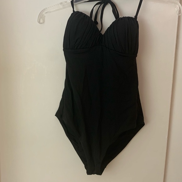 H&M Black One Piece Swimsuit With Ruched Top - Picture 6 of 10
